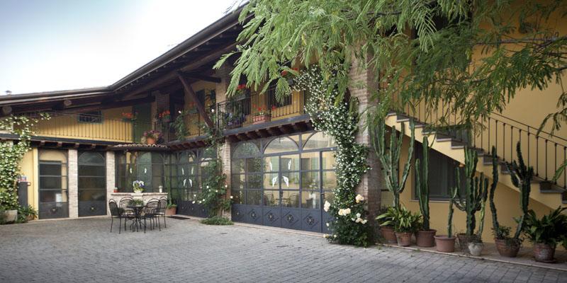 Agriturismo Corte Gaia Castiglione Delle Stiviere Exteriör bild