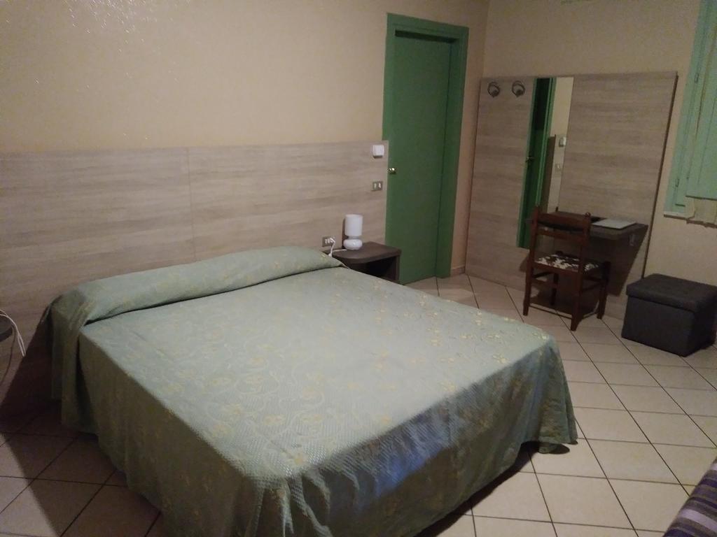 Agriturismo Corte Gaia Castiglione Delle Stiviere Exteriör bild